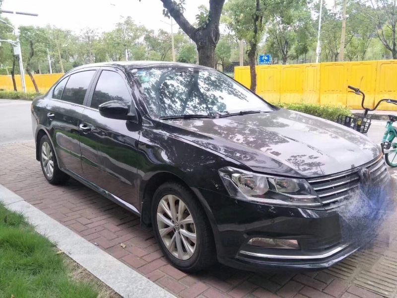 厦门抵押车17年大众朗逸出售