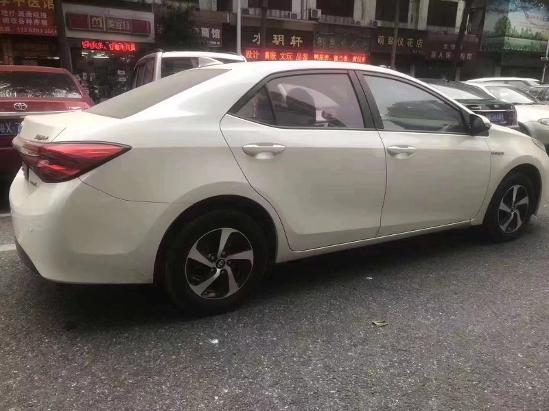 南宁抵押车17年丰田雷凌出售