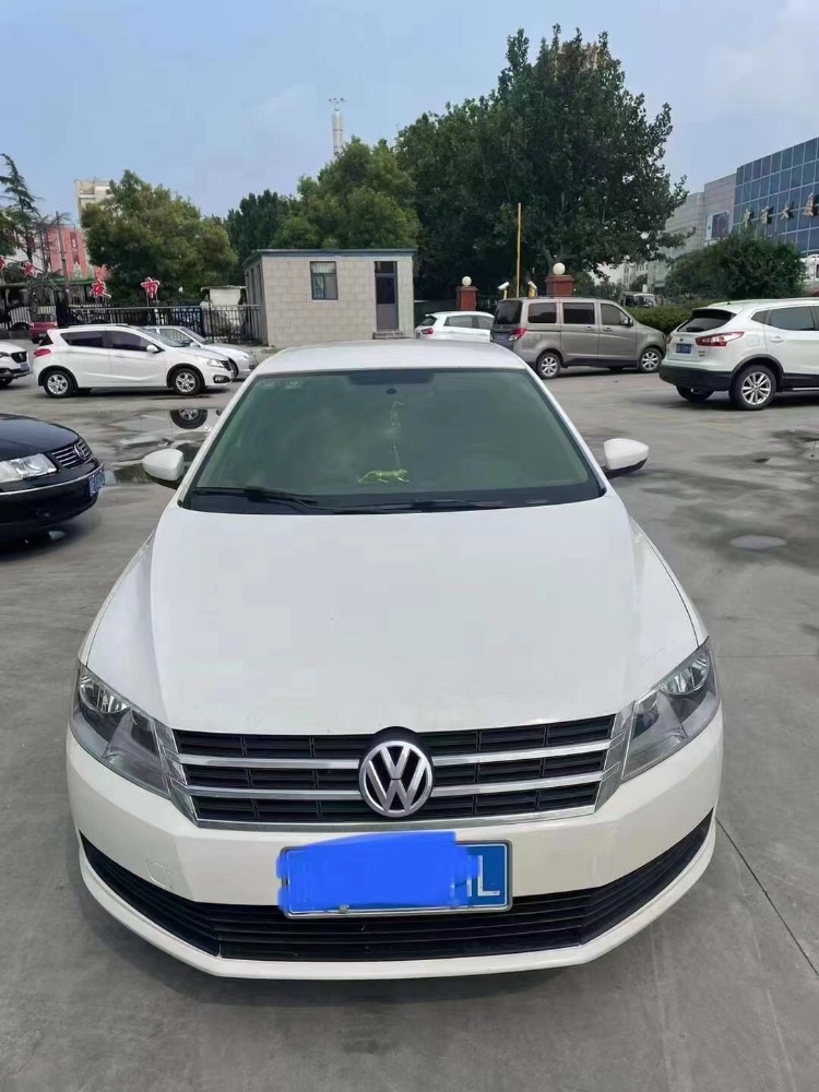 潍坊抵押车15年大众朗逸出售