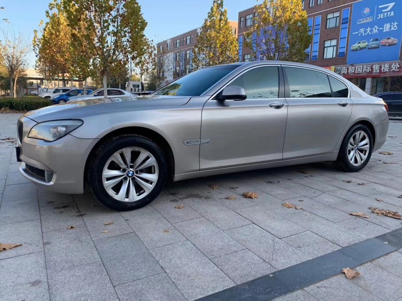 潍坊10年宝马7系2