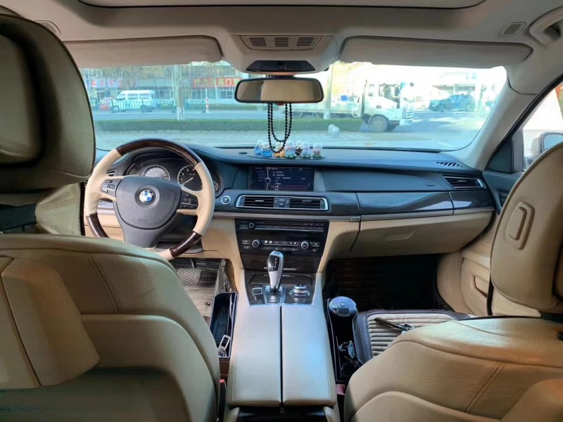 潍坊10年宝马7系6