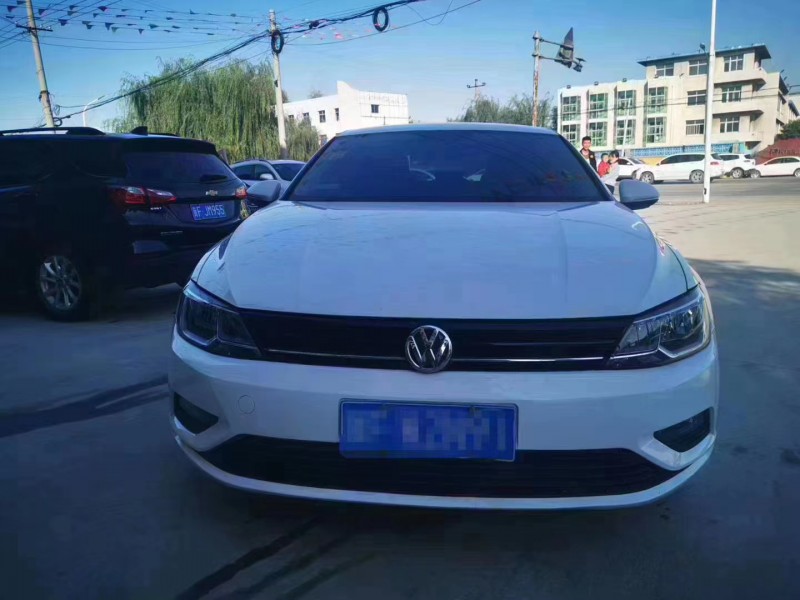 保定18年大众凌渡8