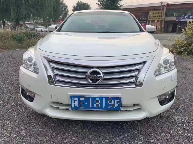 保定15年日产天籁7