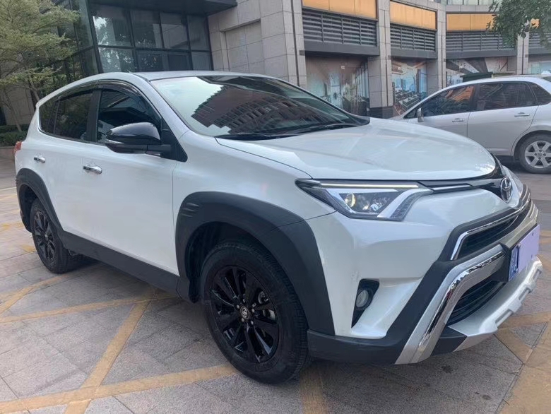 中山18年丰田RAV46
