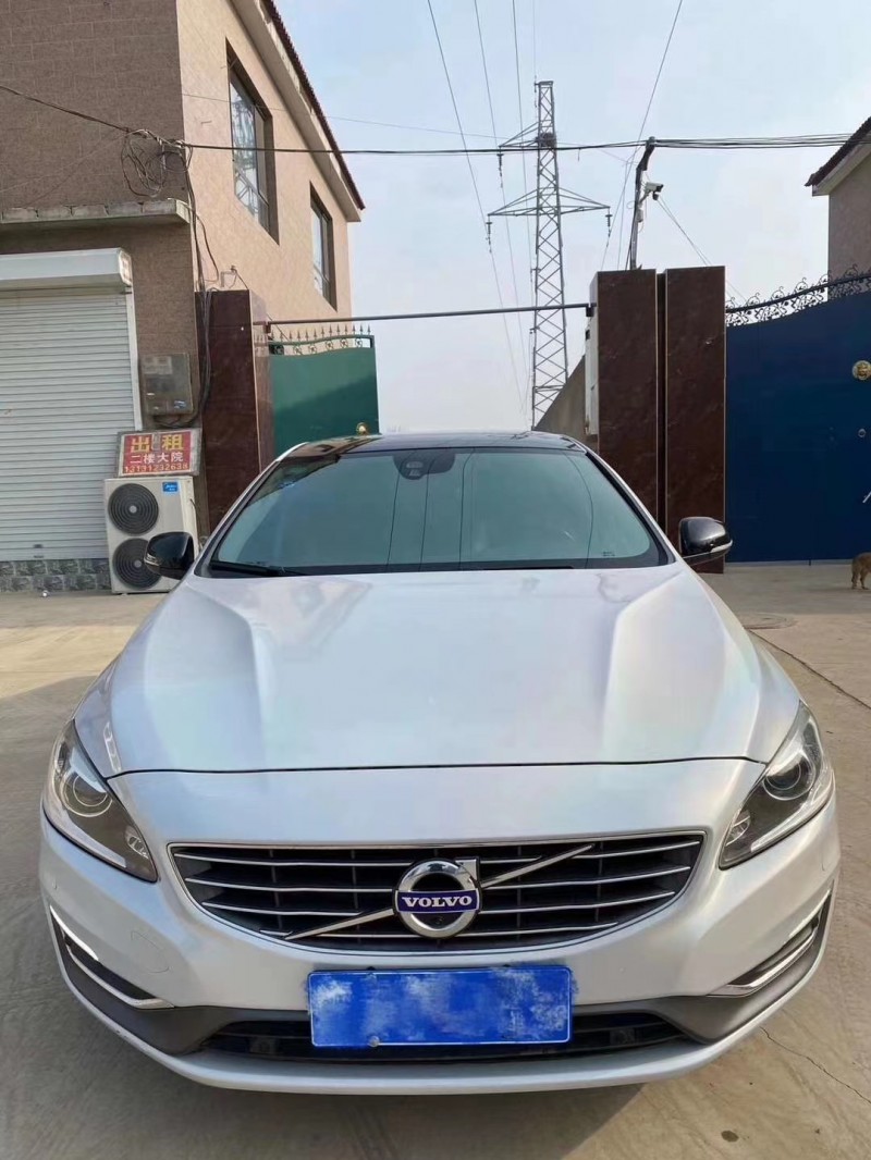 保定18年沃尔沃S60L1