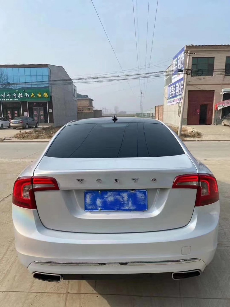 保定18年沃尔沃S60L7