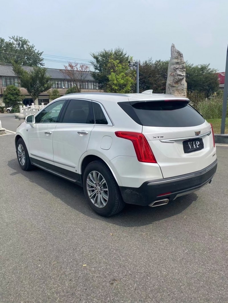 徐州17年凯迪拉克XT56