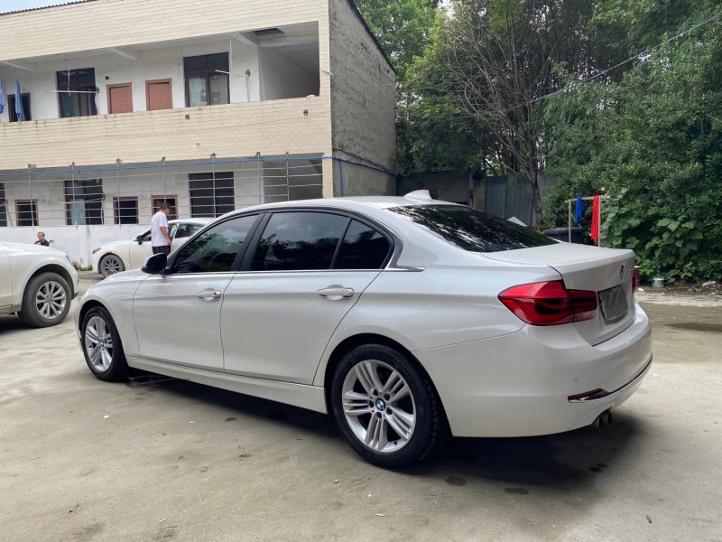 成都19年凯迪拉克ATS9