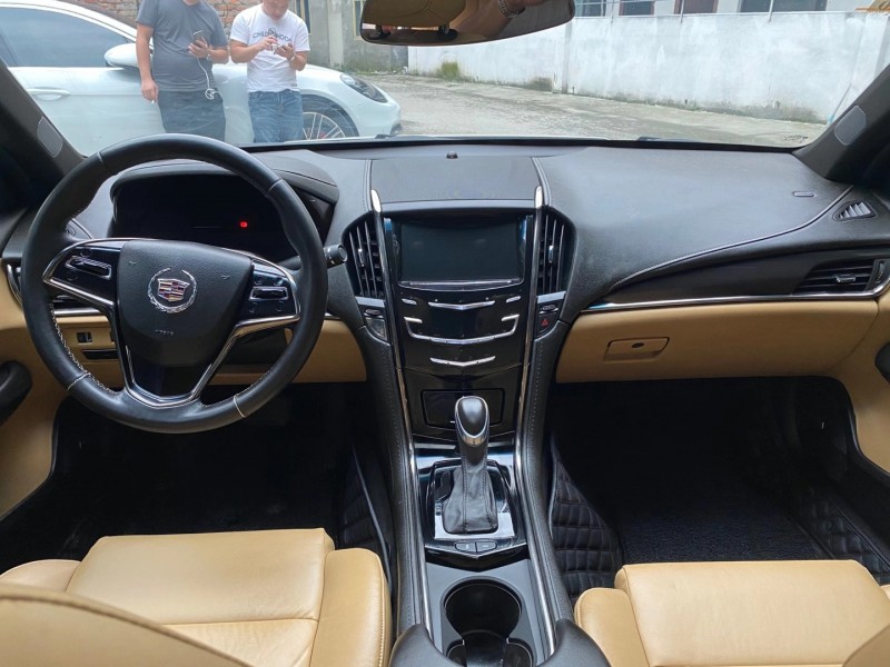 成都14年凯迪拉克ATS5