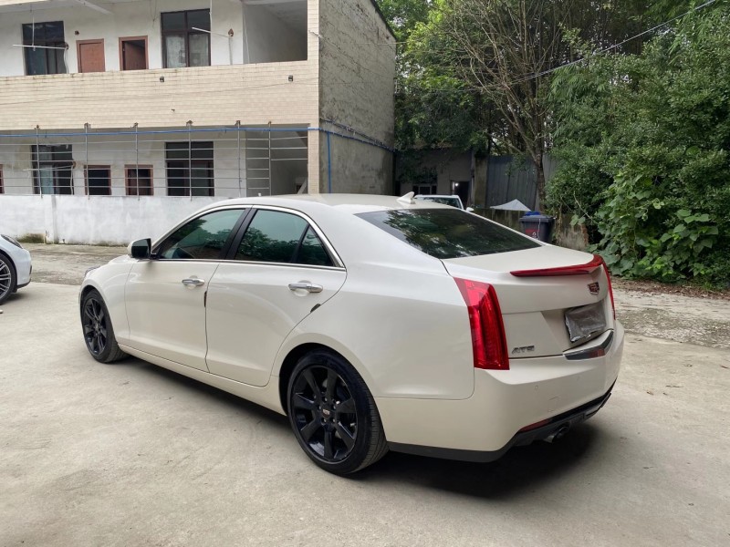 成都14年凯迪拉克ATS9