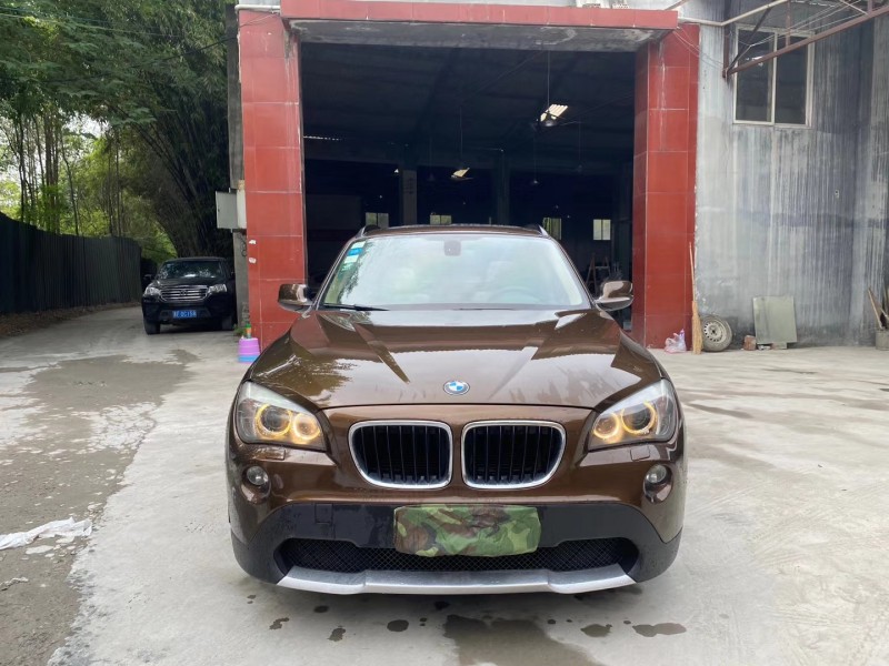 成都12年宝马X19