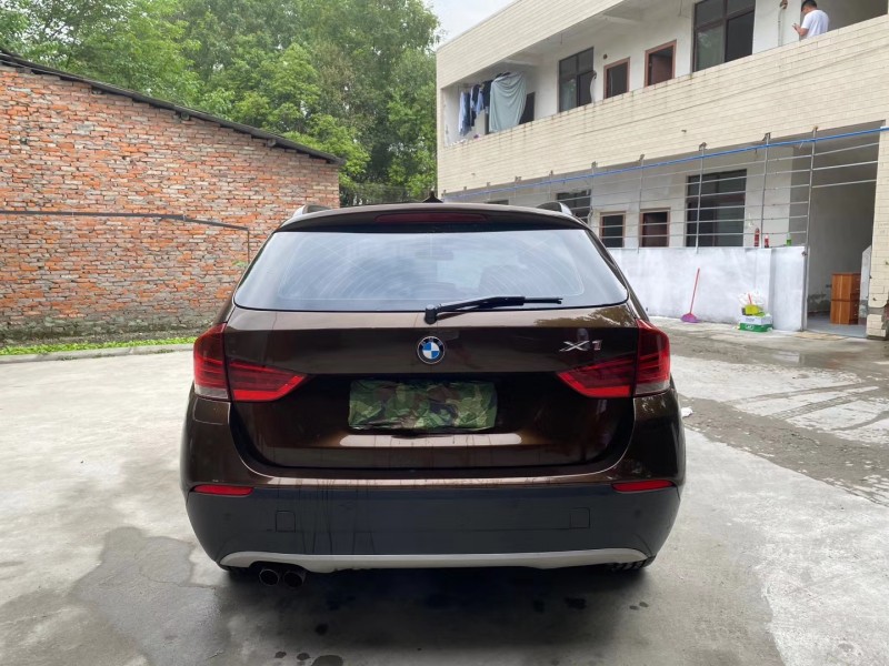 成都12年宝马X12