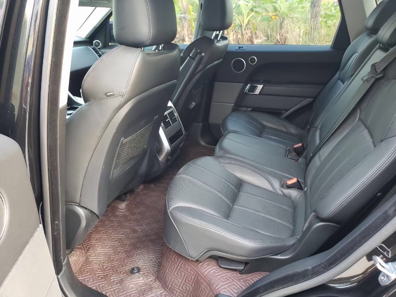 东莞19年路虎揽胜运动7