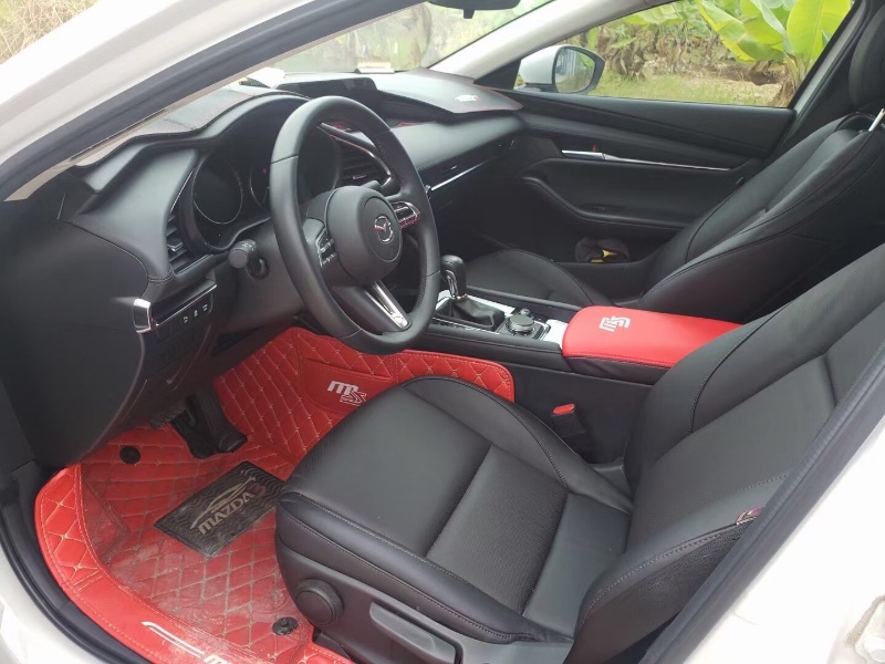 东莞20年马自达昂克赛拉5