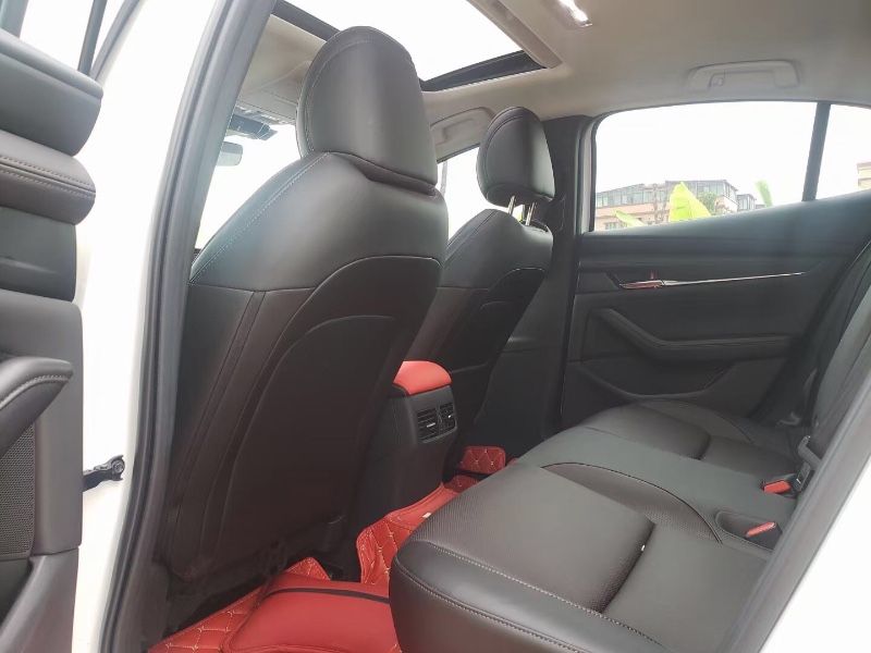 东莞20年马自达昂克赛拉7