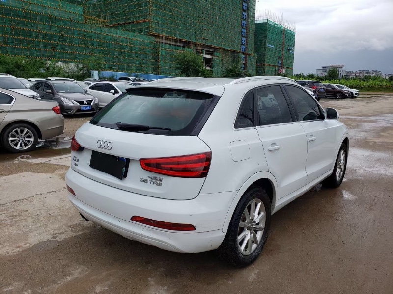 东莞17年奥迪Q35