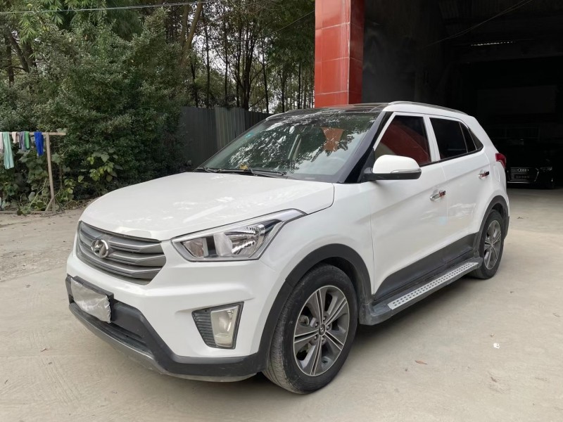 成都16年现代ix252