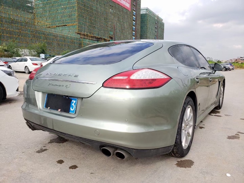 东莞09年保时捷帕拉梅拉5