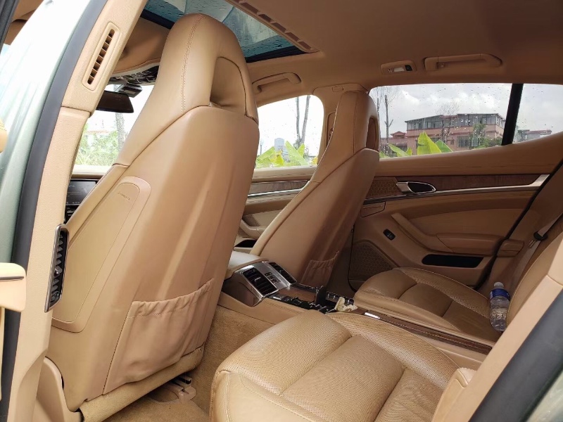 东莞09年保时捷帕拉梅拉8