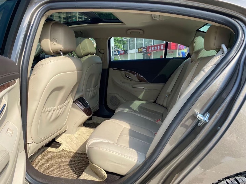 广州15年别克君越6