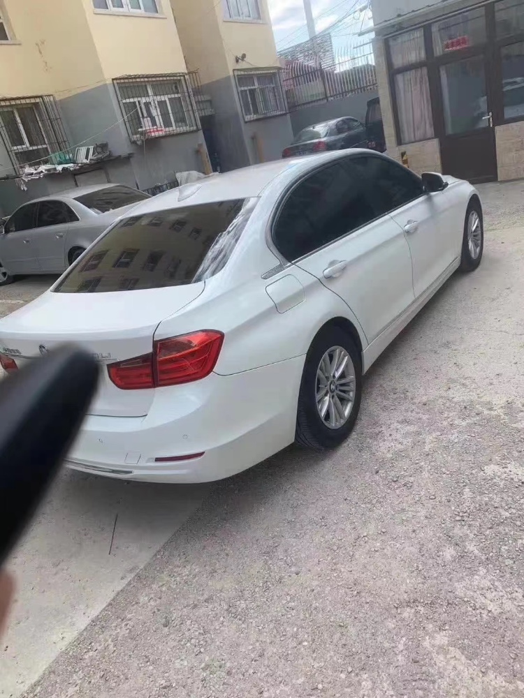 保定13年宝马3系4