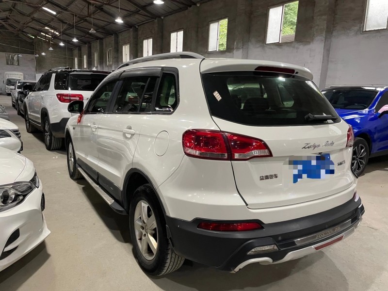 成都16年众泰大迈X56