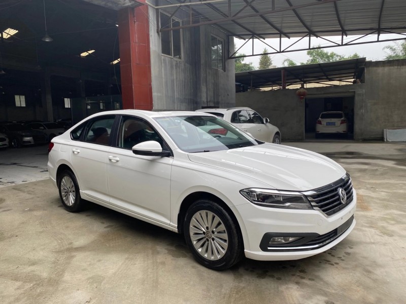 成都20年大众朗逸7