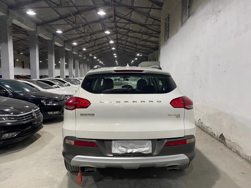 成都17年獵豹汽車CS108