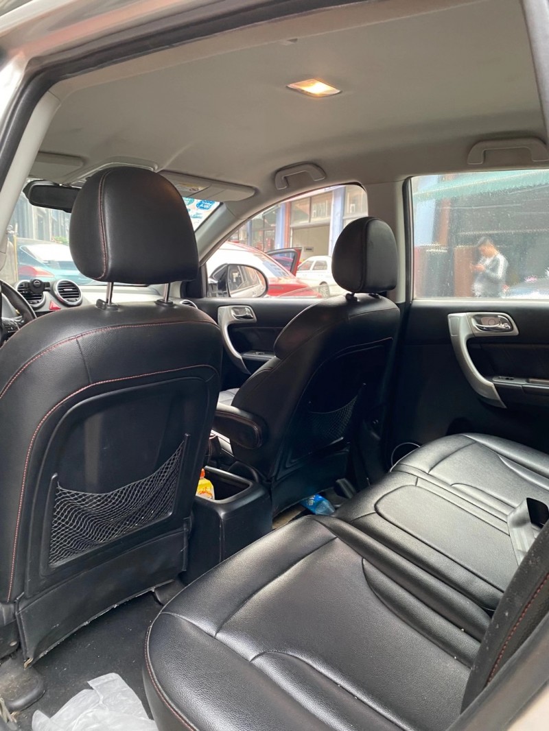 成都13年长城哈弗H68