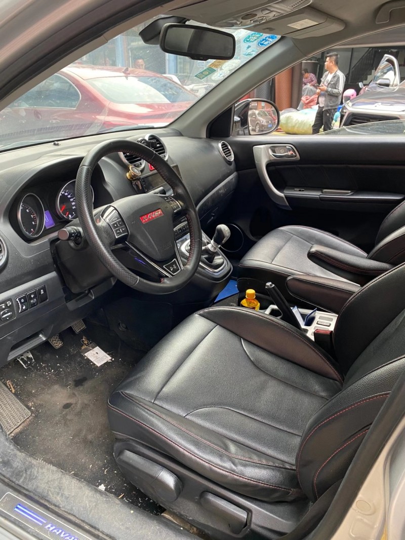 成都13年长城哈弗H69