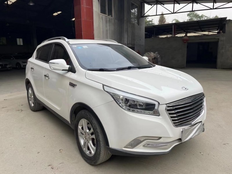 成都16年华泰圣达菲3