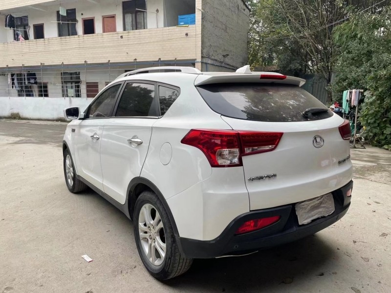 成都16年华泰圣达菲7