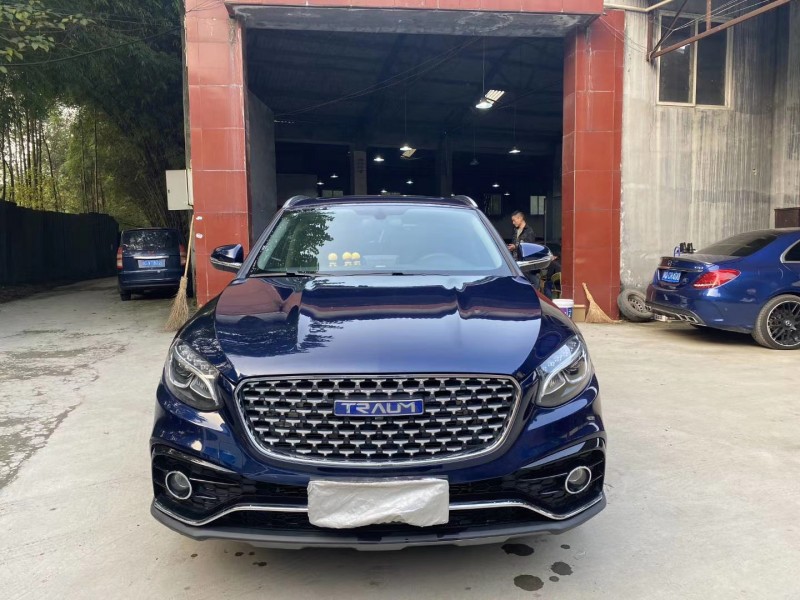 成都19年君马汽车MEET31