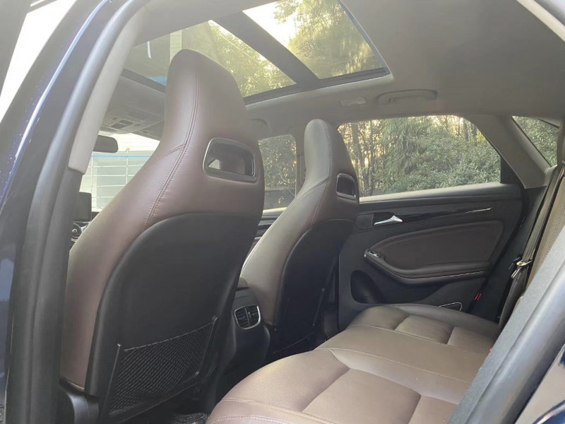 成都19年君马汽车MEET34