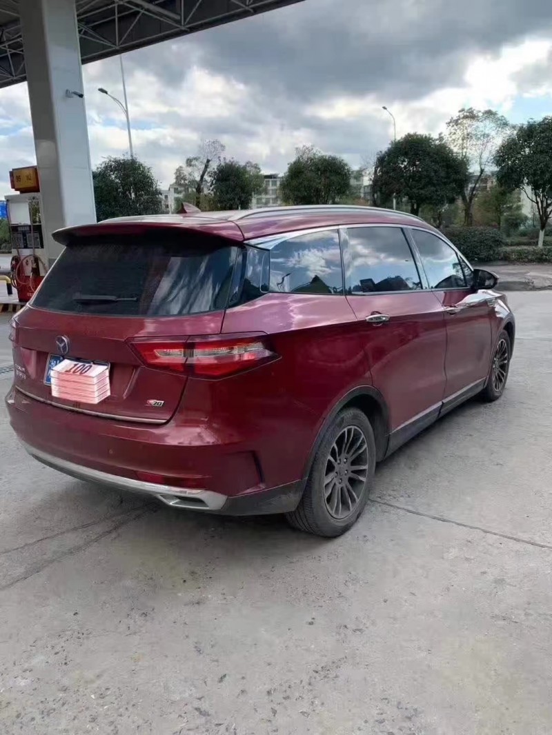 郑州19年君马汽车S705