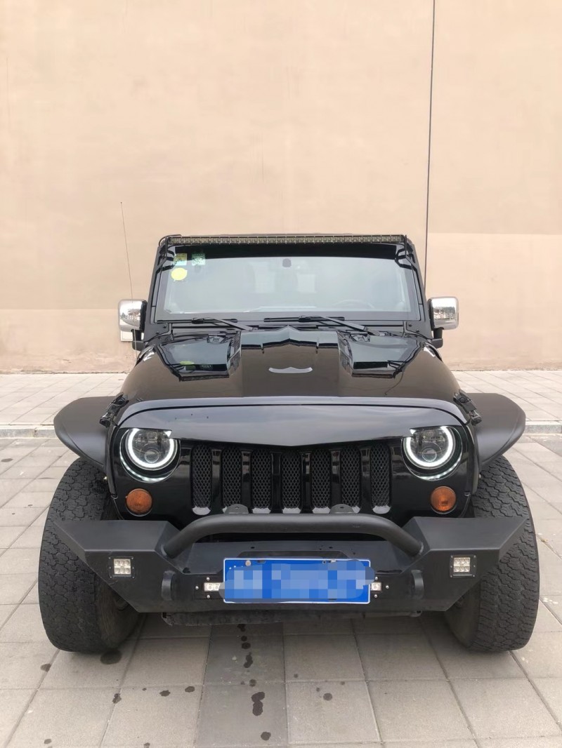 營口13年Jeep牧馬人1
