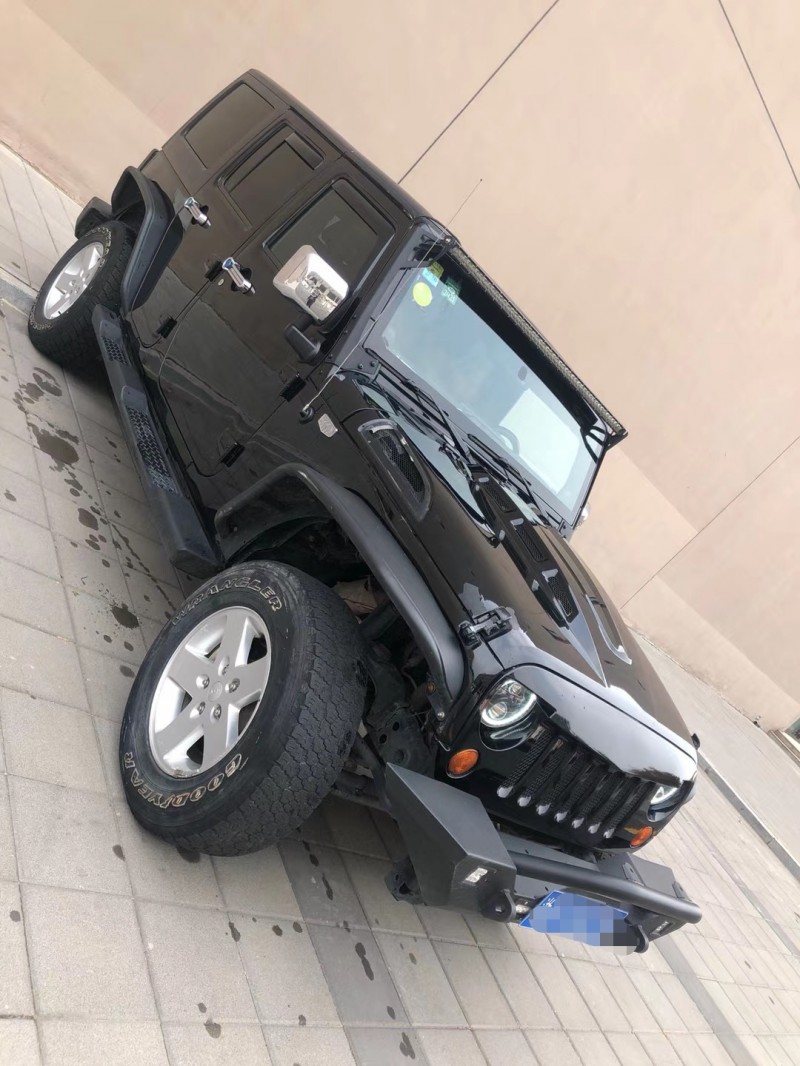 營口13年Jeep牧馬人2