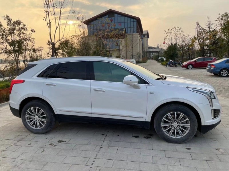 北京18年凯迪拉克XT53