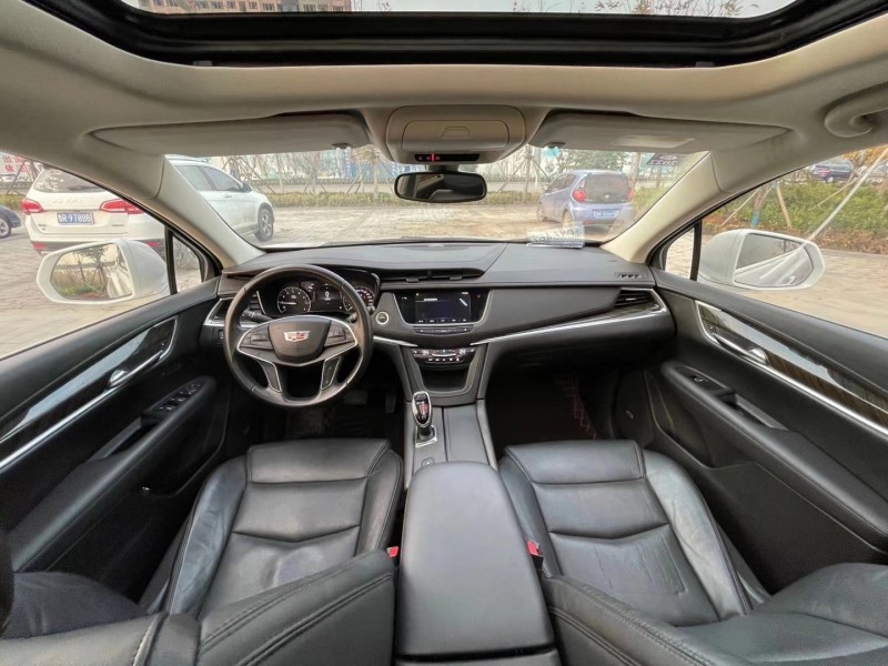 北京18年凯迪拉克XT51