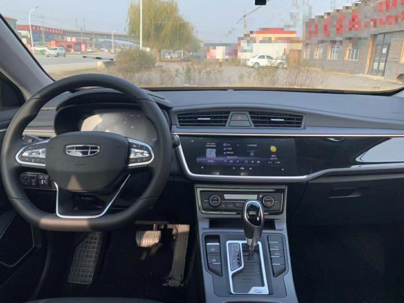 保定20年吉利帝豪2