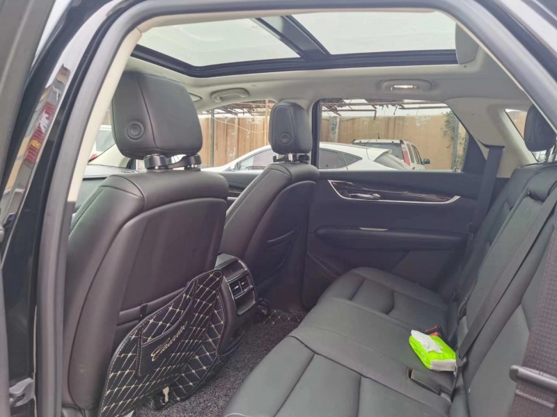 北京17年凯迪拉克XT53