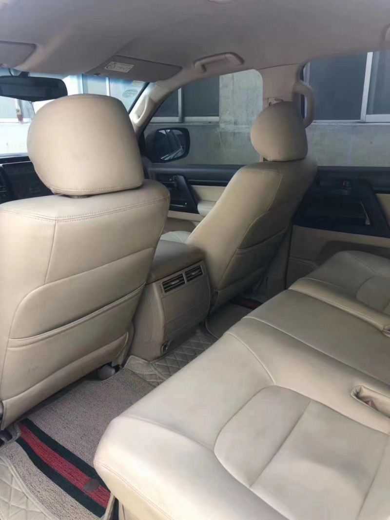 潍坊15年丰田兰德酷路泽6