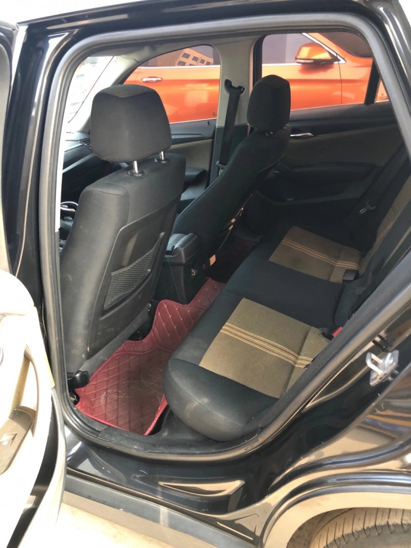 北京12年宝马X12