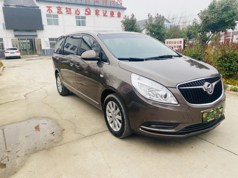 徐州17年别克别克GL82