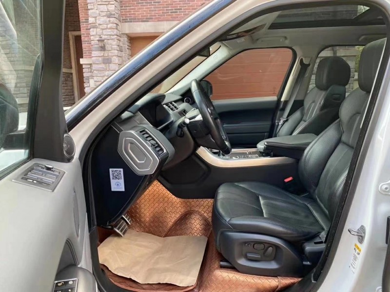 济宁15年路虎揽胜运动7