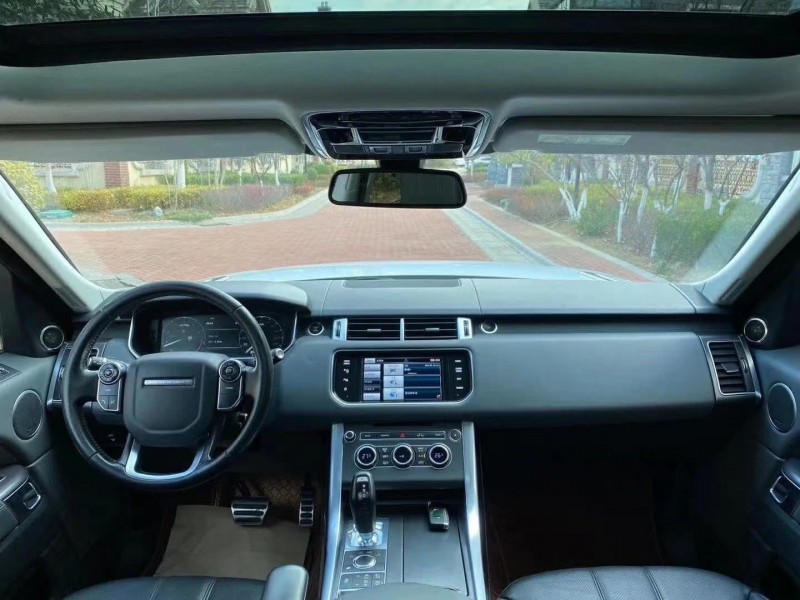 济宁15年路虎揽胜运动8