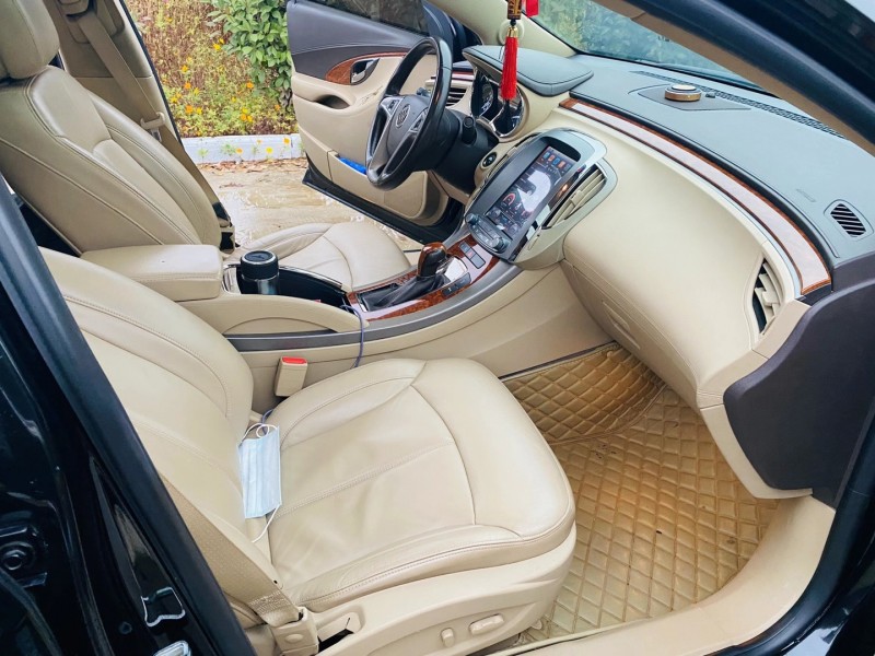 徐州13年别克君越3