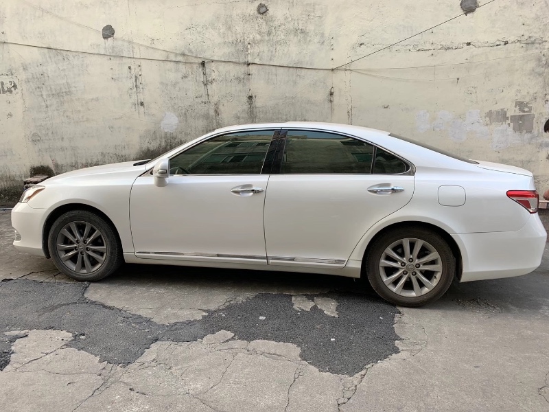 中山11年雷克萨斯ES4