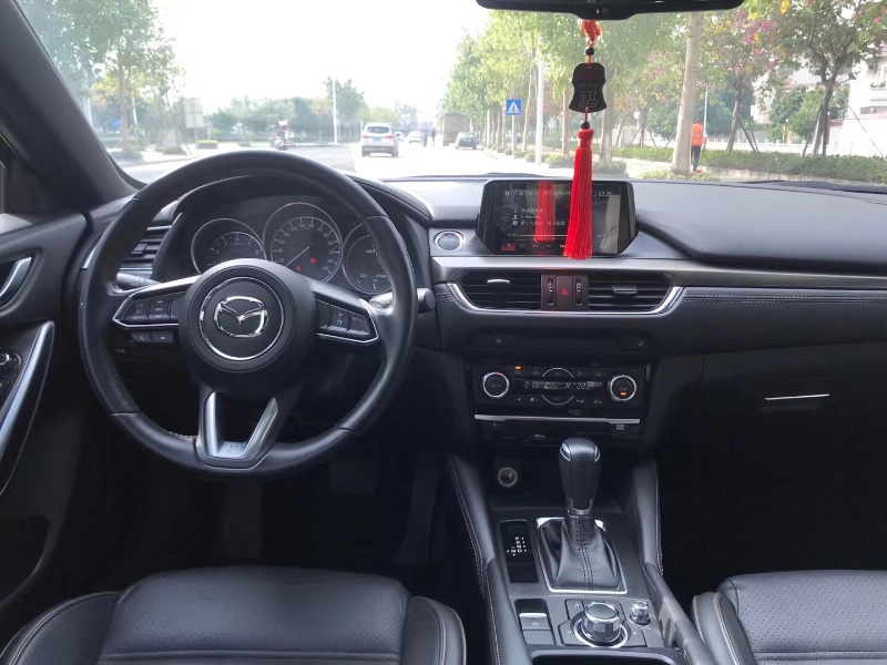 中山18年马自达阿特兹7