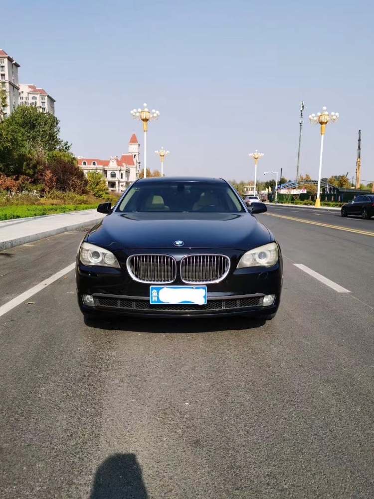 青岛10年宝马7系1